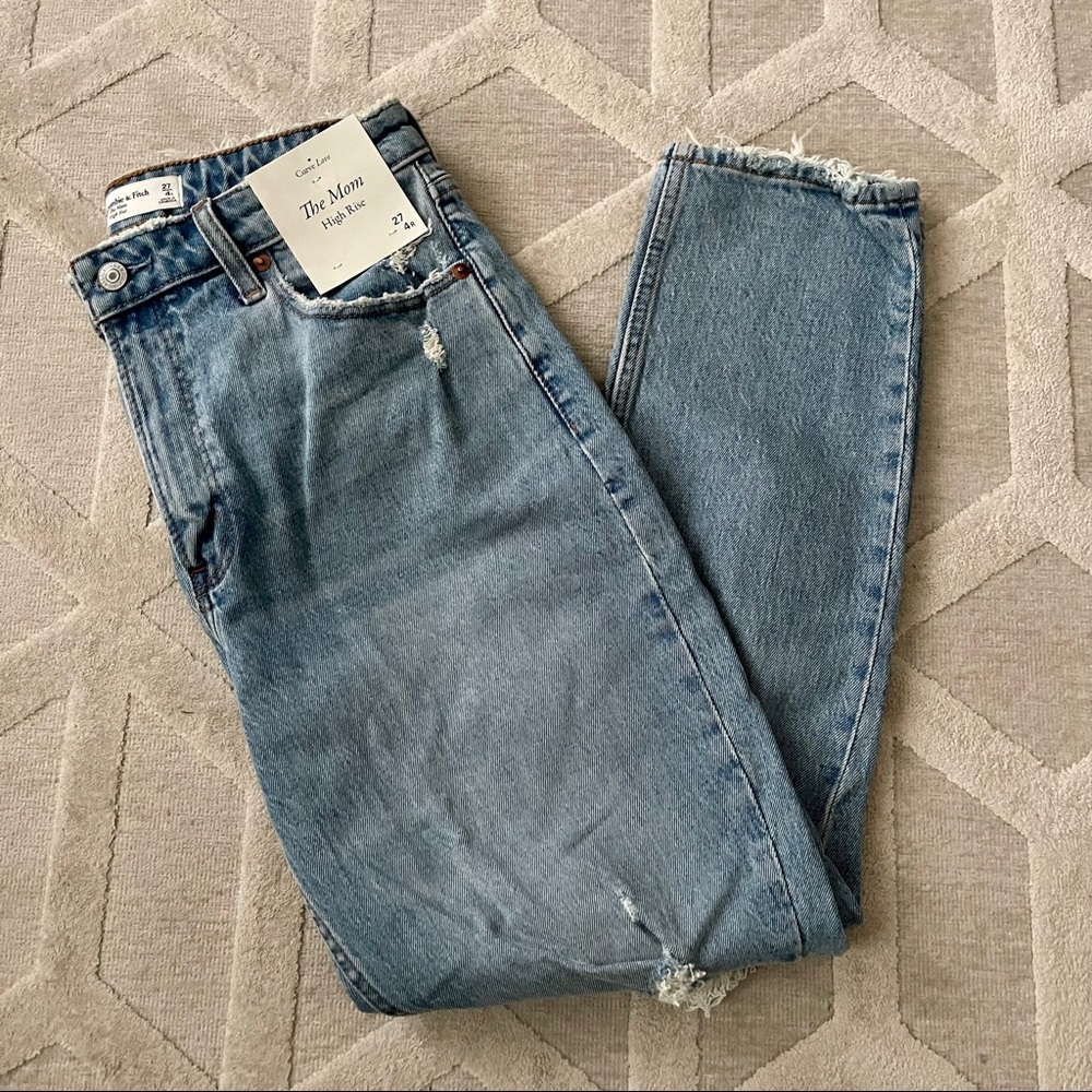 A&F the mom jean